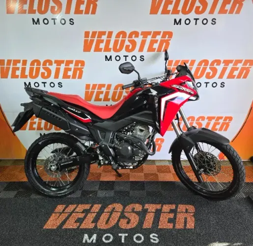 Honda sahara 300 Rally ABS - 2025 | 5.000 KM