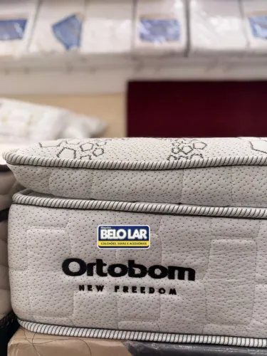 Colchão +Box New Freedom Ortobom Queen