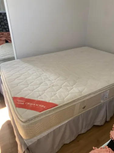 Cama Box Casal Completa + Colchão de Molas Orthocrin (Ótimo Estado)