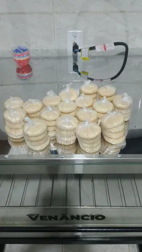 Biscoitos caseiros de polvilho com coco ralado! ideal para consumo ou revenda *