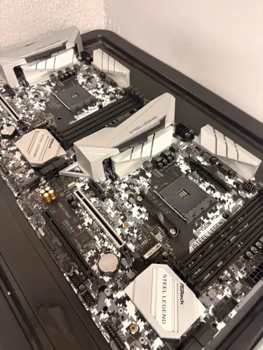 LOTE COM 2 PLACAS-MÃE ASROCK B450M STEEL LEGEND ? REPARO / PEÇAS
