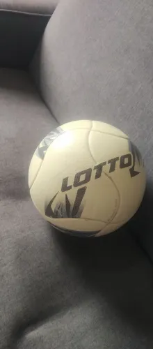 Bola importada para Futebol de areia Lotto