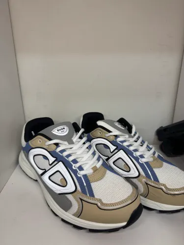 Dior b30 