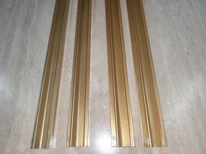 Barra de perfil puxador de Metalon