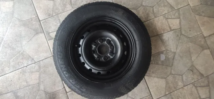Roda fiat aro 13 com pneu 165/70