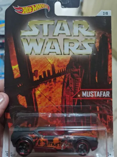 Carro Hot Wheels Star Wars Mustafar