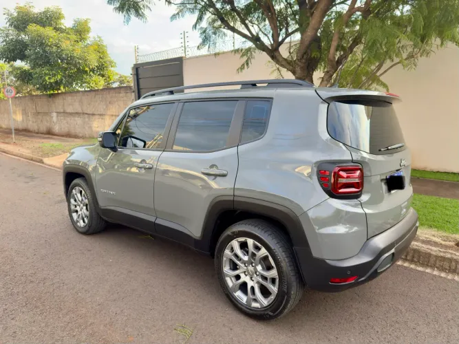 Jeep Renegade Long. T270 1.3 TB 4X2 Flex Aut. 2026