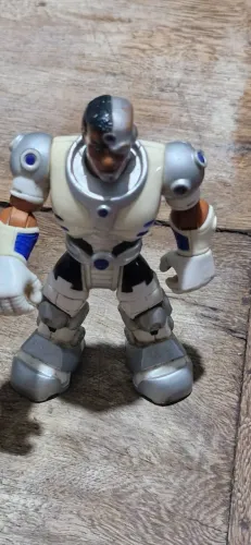 oneco de ação DC Classic Universe Cyborg Mattel 2011 DC Superfriends