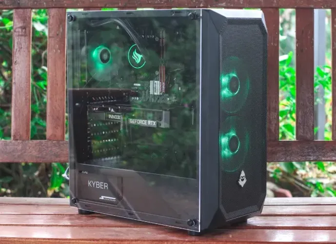 i3 10105F - 16GB - RTX 3060
