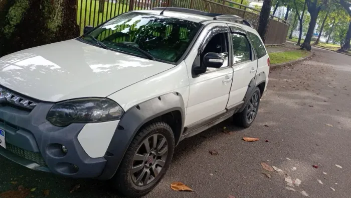 Fiat Palio Weekend Adventure Locker 1.8 Flex 2019