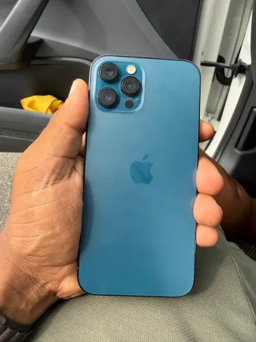 iPhone 12 Pro Max seminovo bateria 83%