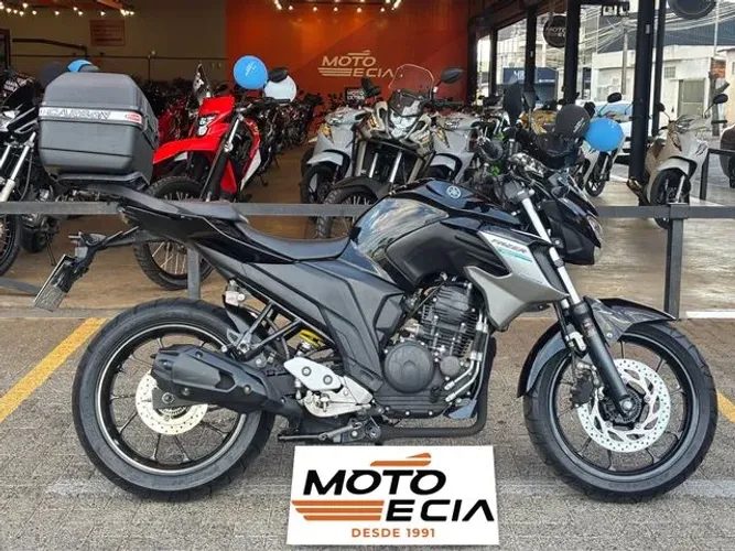 Yamaha FZ25 250 FAZER FLEX