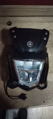 Farol completo factor 150 2025