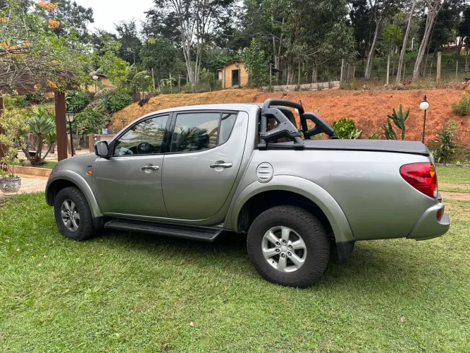 Mitsubishi L200 Triton HPE 3.2 CD TB Int.diesel AUT 2012