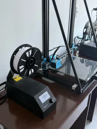 2 Impressoras 3D + Filamentos + carta de clientes + manual de uso + planilha de orçamentos