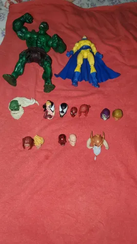 Pack reservado Hulk,sentinela e 11 heads e um cabelo ruivo