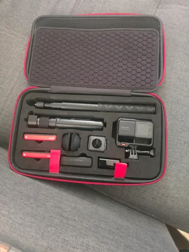 Insta 360 rs one 