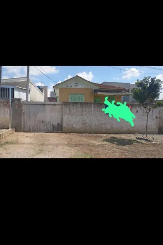 Terreno com casa velha