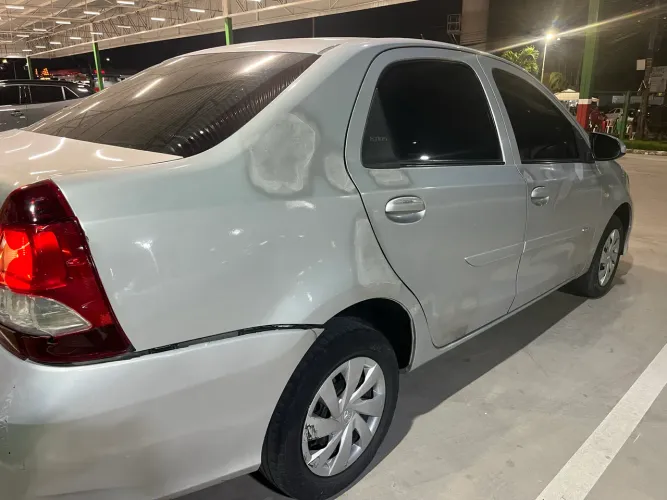 Toyota Etios X Sedan 1.5 Flex 16V 4P Mec. 2020