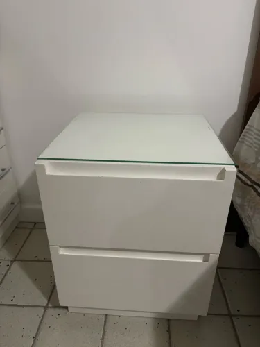 Mesa de cabeceira 