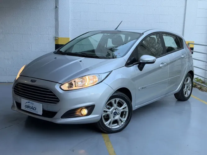 Ford Fiesta 1.5 16V Flex Mec. 5P 2015