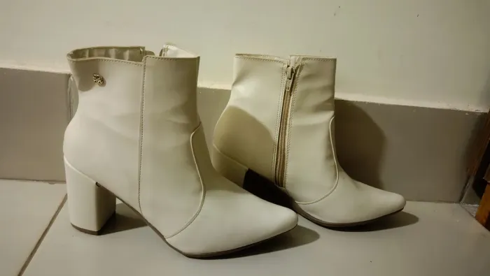 Bota cano curto