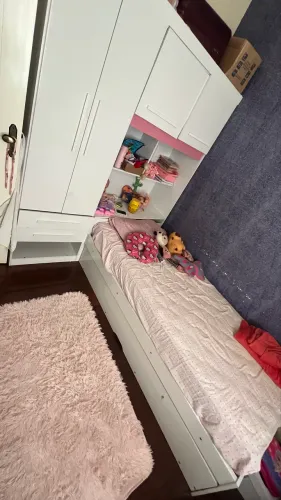 Bicama e guarda roupa