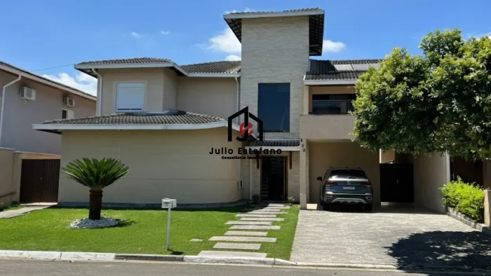 Sobrado com 4 dormitórios sendo 2 suítes no Condomínio Residencial Real Ville em Pindamonh