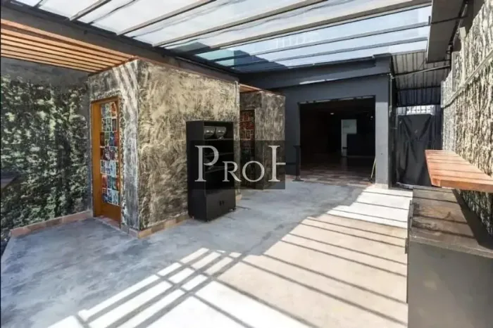 Salão Comercial 133m²  R$ 750.000,00