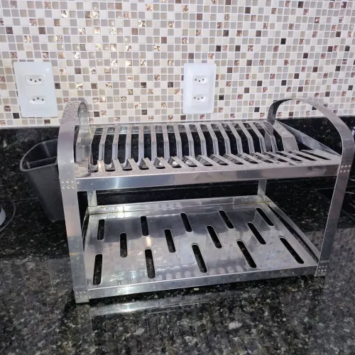 Escorredor de pratos de inox ,marca Brinox. Super CONSERVADO 