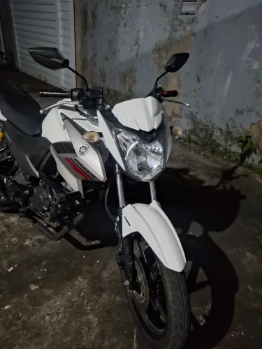 Vd/tr Fazer 150 2019 unico dono emplacada 2026