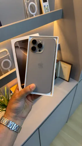 OFERTA! IPHONE 16 PRO MAX NATURAL COMPLETO E IMPECÁVEL NA GARANTIA APPLE 