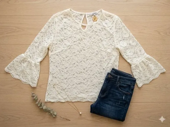 blusa de renda off-white manga flare perfeito estado
