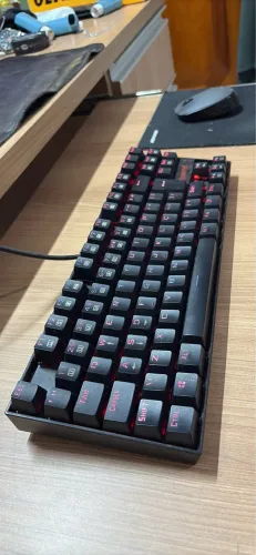 Teclado mecânico - Redragon Kumara Vermelho