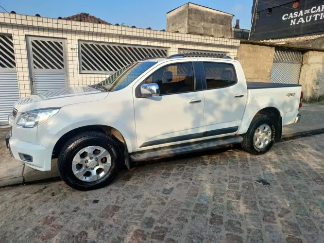 Chevrolet S10 Pick-up LTZ 2.8 TDI 4X4 CD Dies.aut 2013