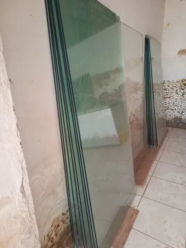 Portas fixas no vidro 10mm
