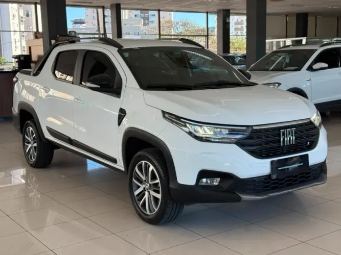 Fiat Strada Volcano 1.3 Flex 8V CD Aut. 2025