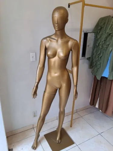 Manequim Feminino de Luxo - Dourado/Bronze (Excelente Estado)