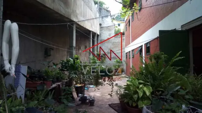 Casa de rua : / Residencial / Cosme Velho