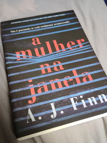 Livro a mulher na janela 