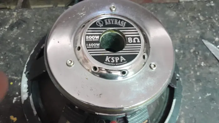 Grave de 15 800w kaybass ótimo estado 