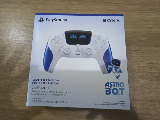 DualSense Wireless Controller - ASTRO BOT Limited Edition