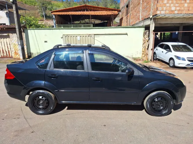 Ford Fiesta Sed. 1.6 8V Flex 4P 2009