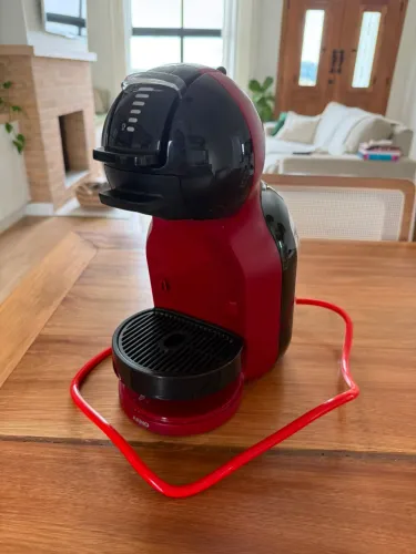 Cafeteira Dolce Gusto 220v