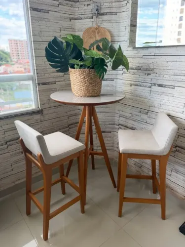 Conjunto Bistrô de Alto Padrão - Mesa + 2 Banquetas | Excelente Estado