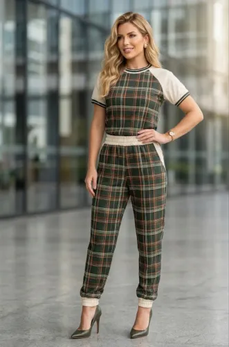 ? LINDO CONJUNTO FEMININO ? ? Novo, sem etiqueta! ? Estampa xadrez moderna e elegante ?
