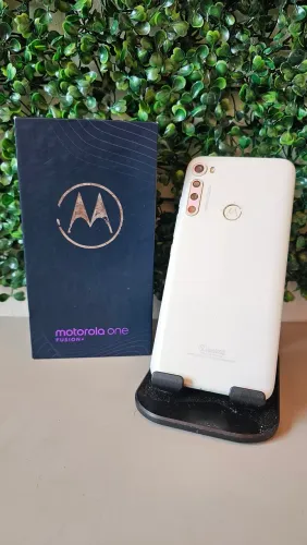 Motorola One Fusion+ 128GB Branco | Caixa e Nota Fiscal | Excelente Estado