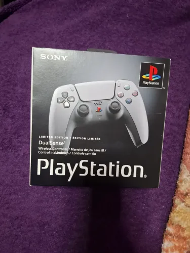 Controle Playstation 30 anos PS5