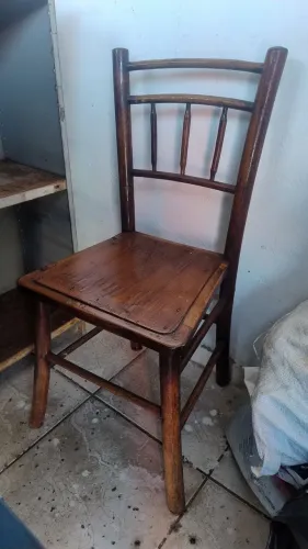 Cadeira madeira