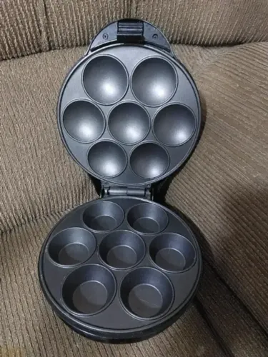 Máquina De Cupcake Britânia Maker Cor Preta